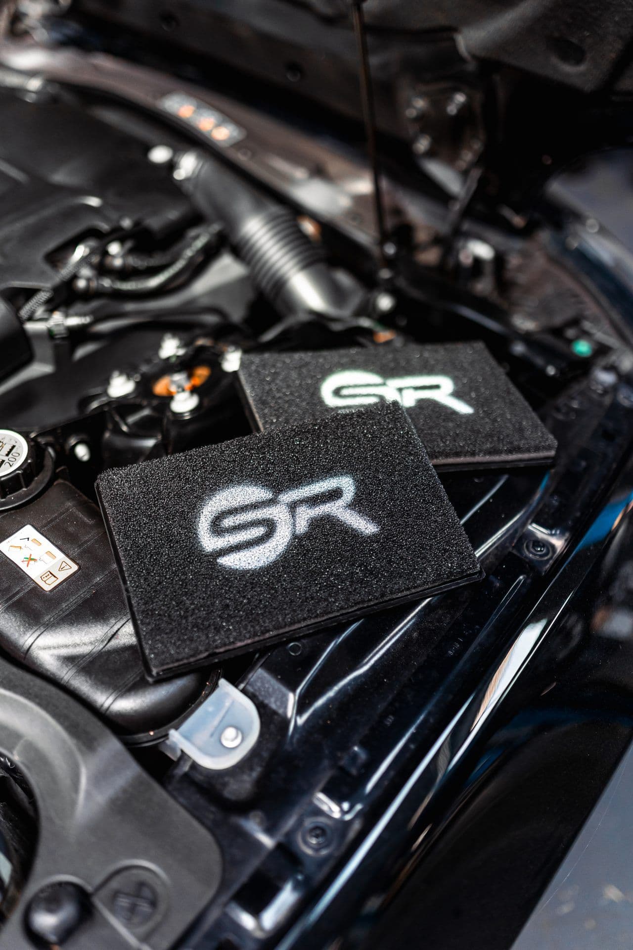 Breathe easy.. New Land Rover and Range Rover Pipercross Air Filters
